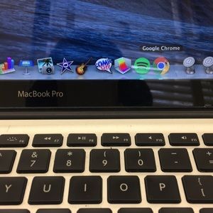 Meet your Posher, Isabel